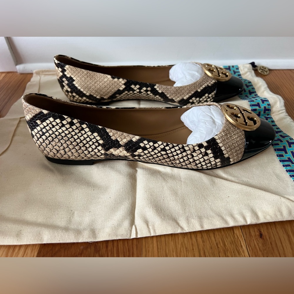 Tory Burch Chelsea Cap-toe ballet flats - Picture 2 of 6
